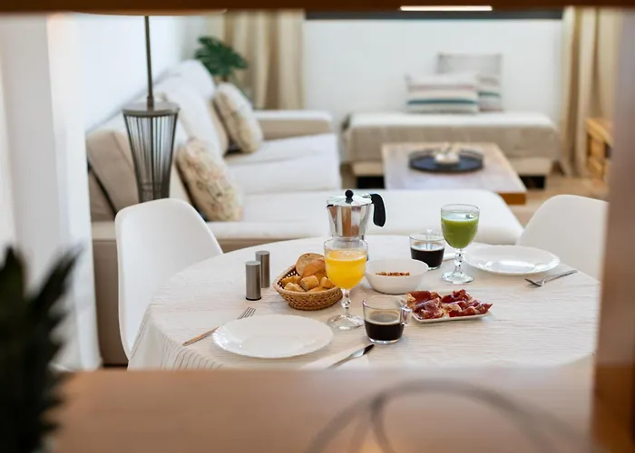 Atico Con Fantasticas Vistas شقة كونيل ذي لا فرونتيرا